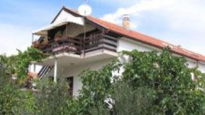 Apartments with a parking space Vodice - 15228